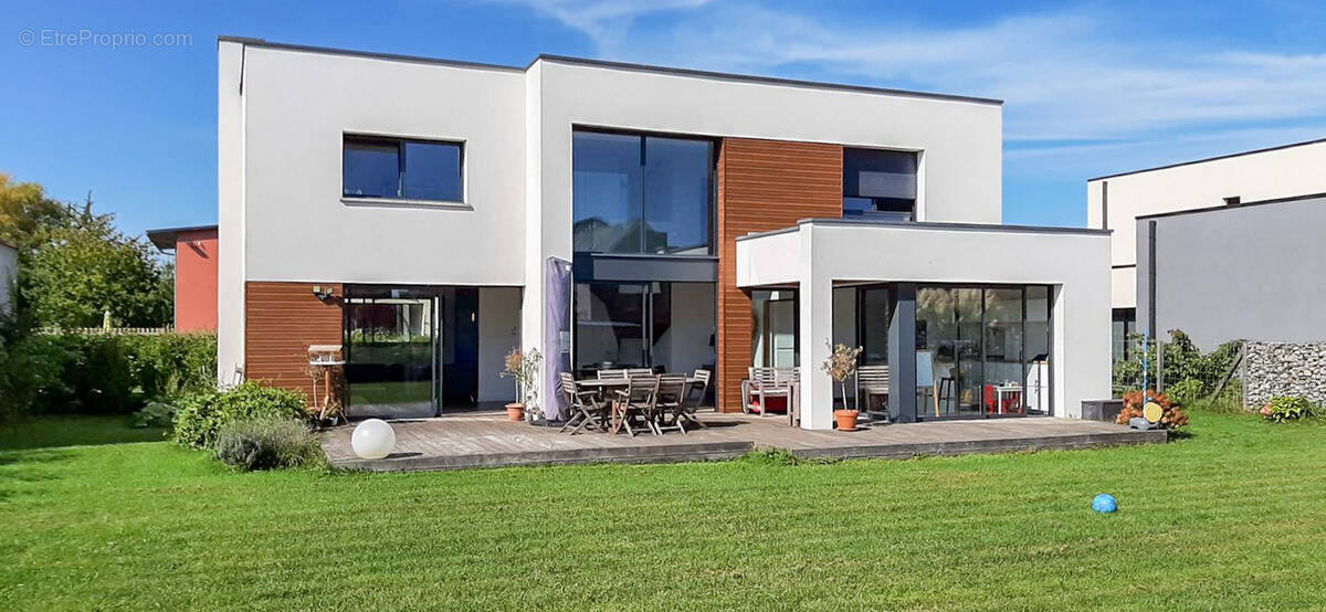 Maison à VILLENEUVE-D'ASCQ