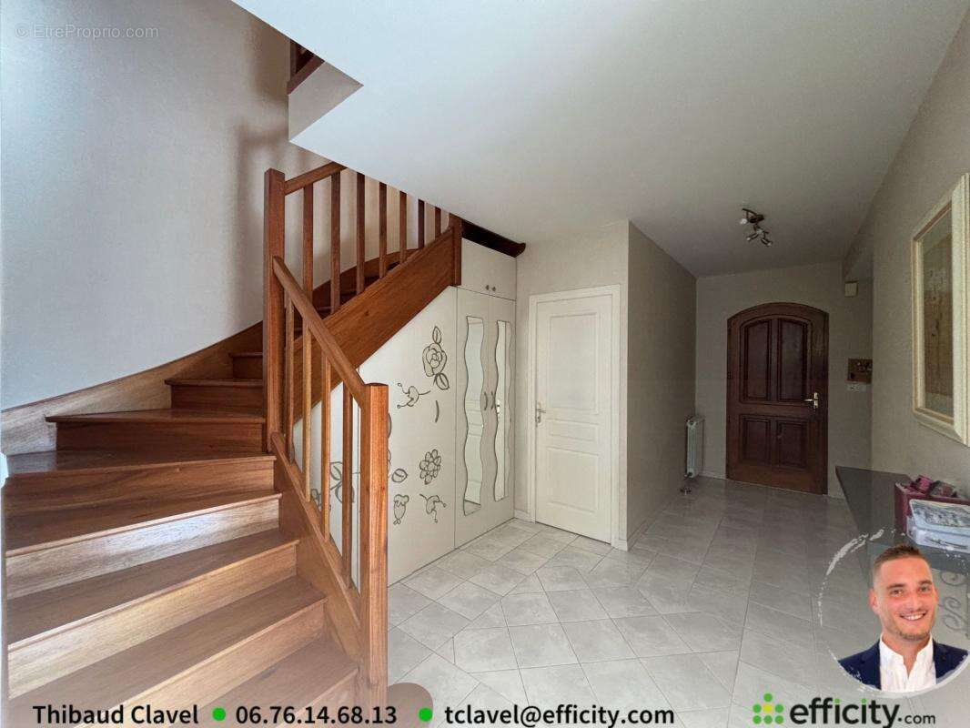 Maison à SAINT-YRIEIX-SUR-CHARENTE