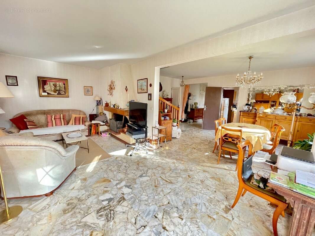 Maison à MILLY-LA-FORET