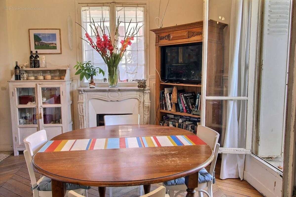 Maison à SAINT-MAUR-DES-FOSSES