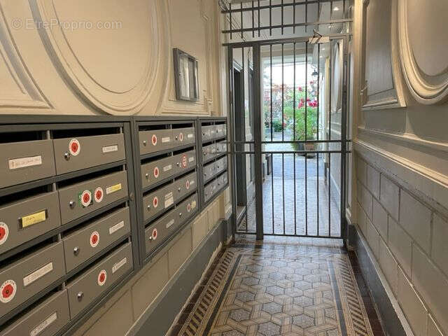 Appartement à PARIS-3E