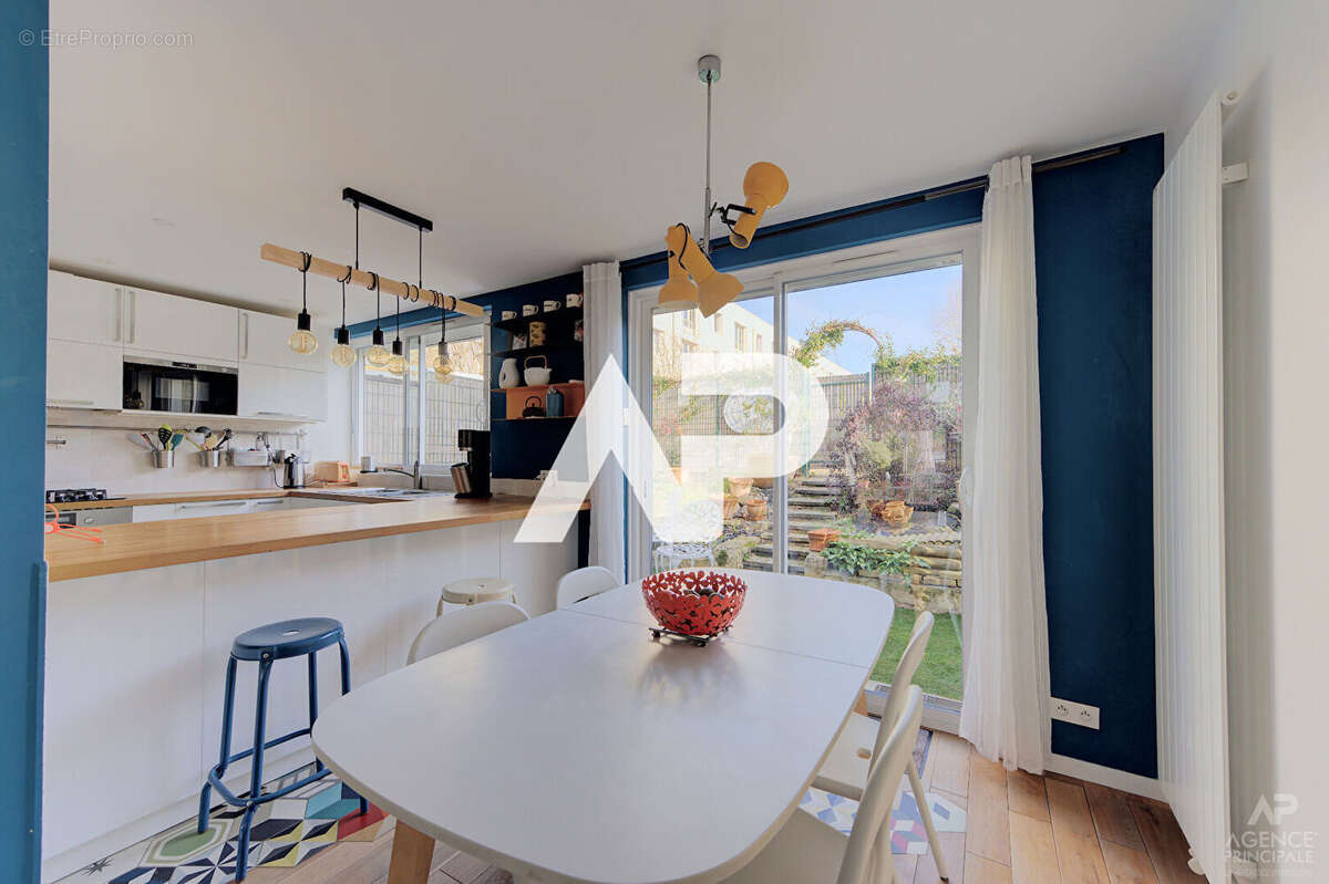 Maison à RUEIL-MALMAISON