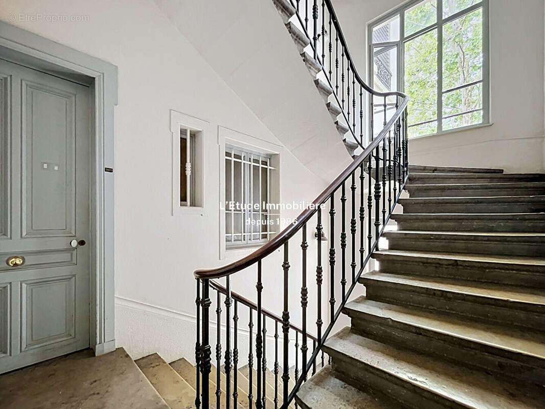 Appartement à LYON-6E