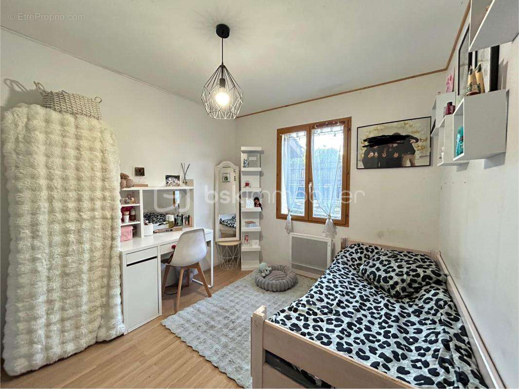 Maison à VILLEFONTAINE