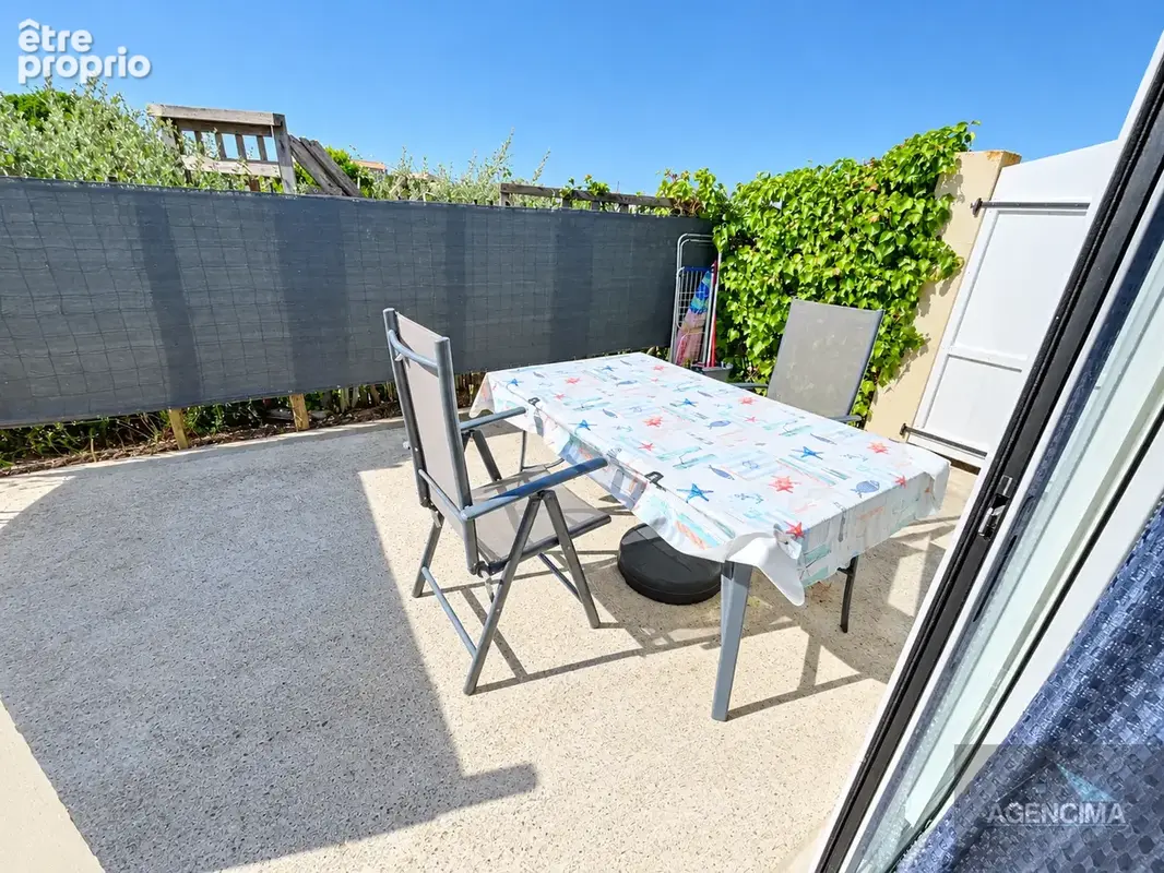 Petite villa avec un terrain de 2100m2 - photo 7