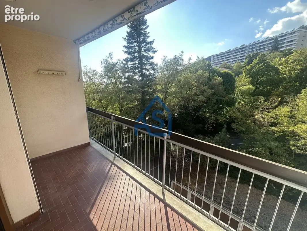 Spacieux appartement 4 pièces avec 3 chambres, grand séjour lumineux et 3 extérieurs - photo 2