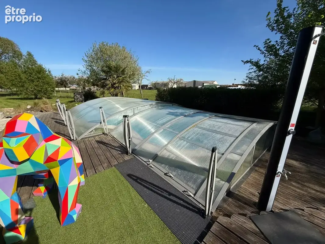 4700 - maison avec piscine et son parc de 4180 m² - photo 6