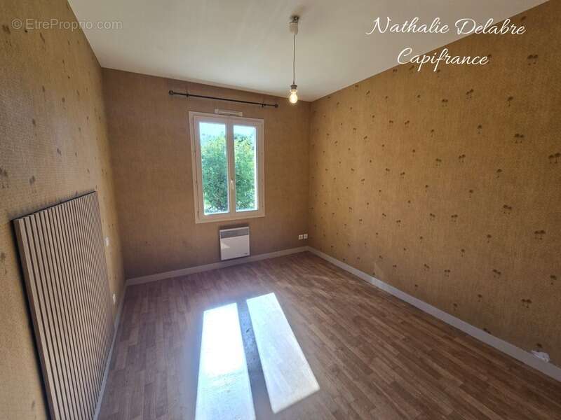 Maison à vendre 5 pièces VOUILLE (79) - photo 9