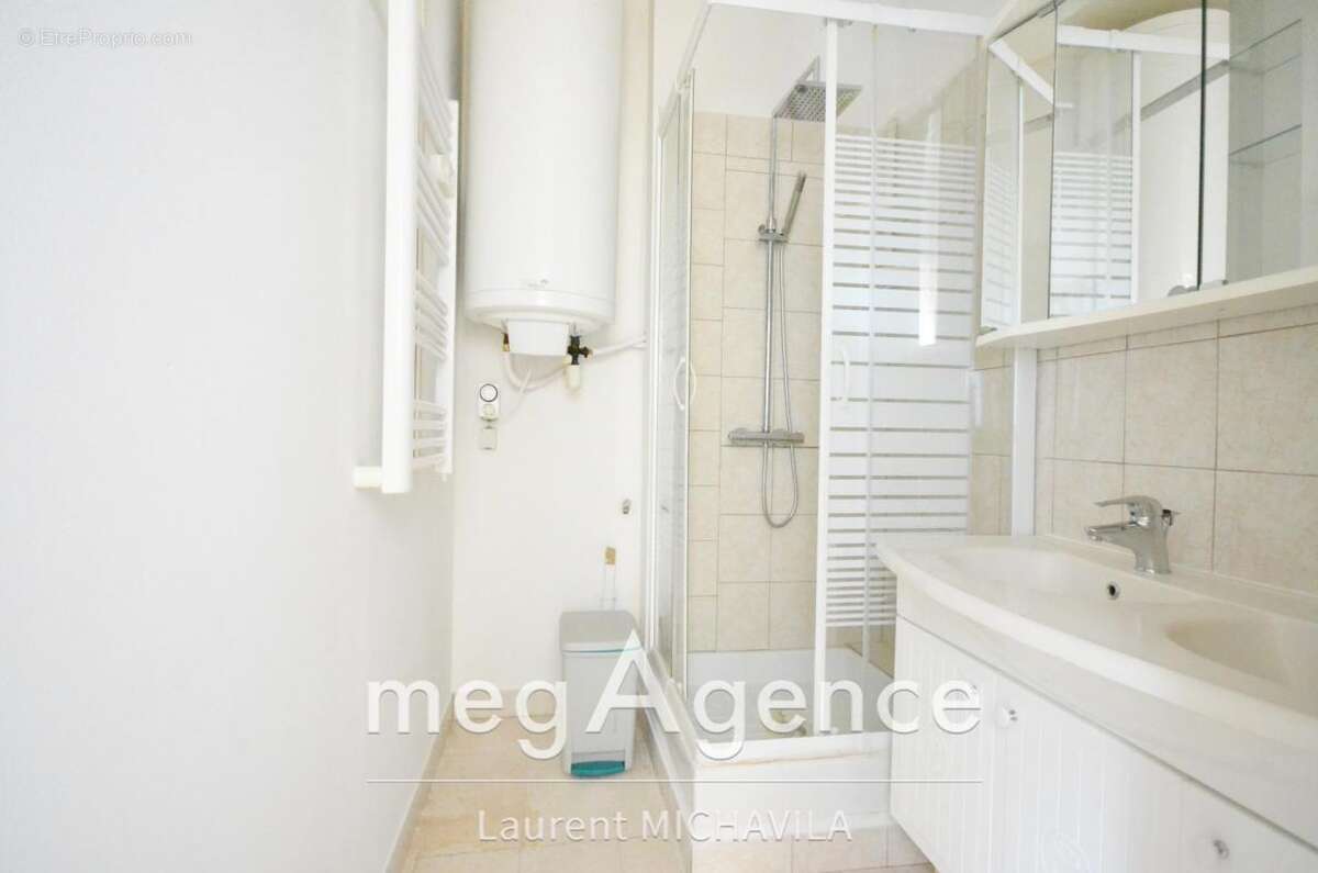 Maison à VILLENEUVE-LES-BEZIERS