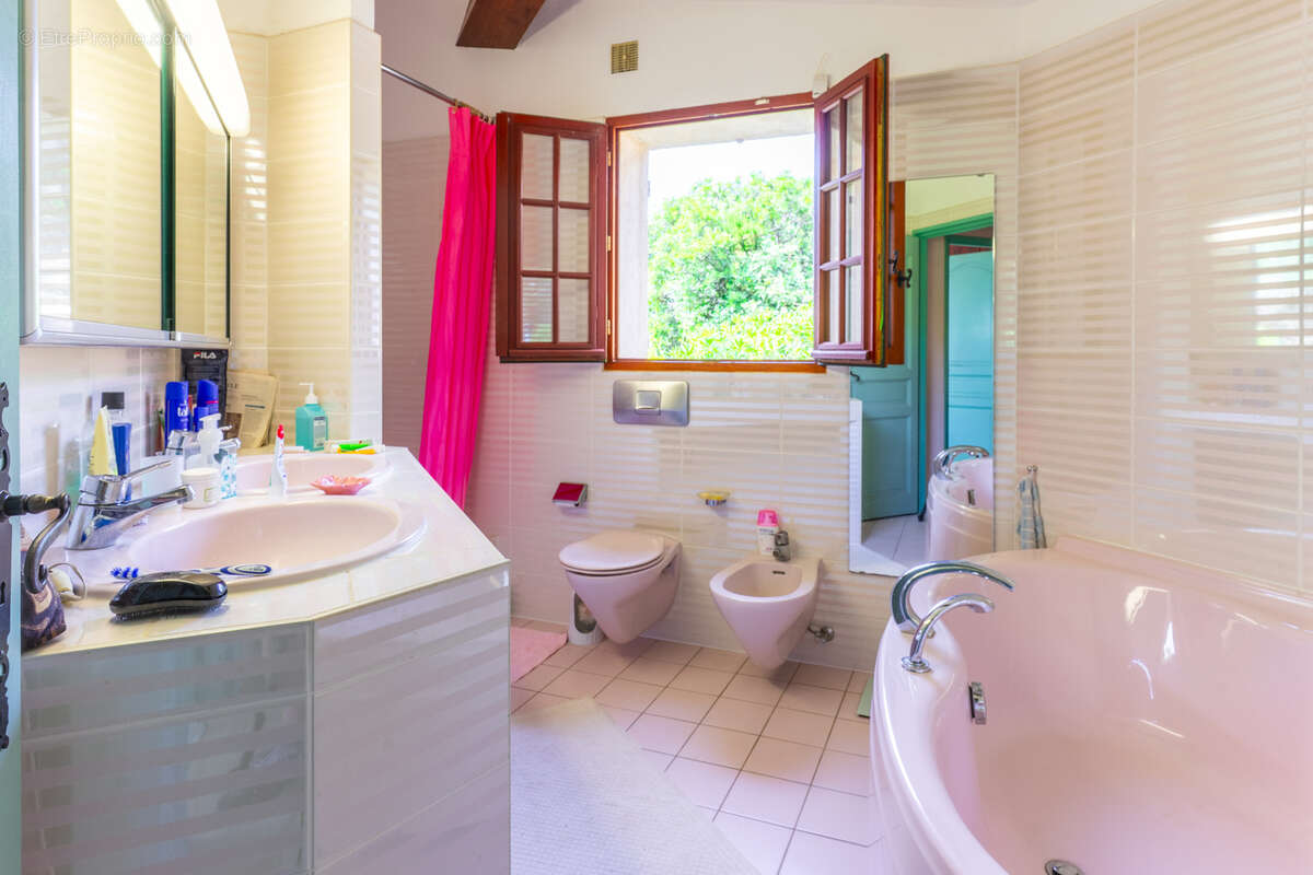 Maison à CAVALAIRE-SUR-MER