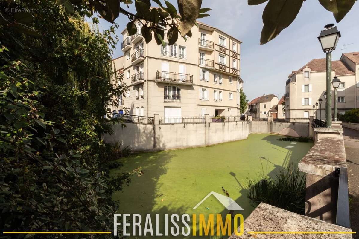 Appartement à COURDIMANCHE