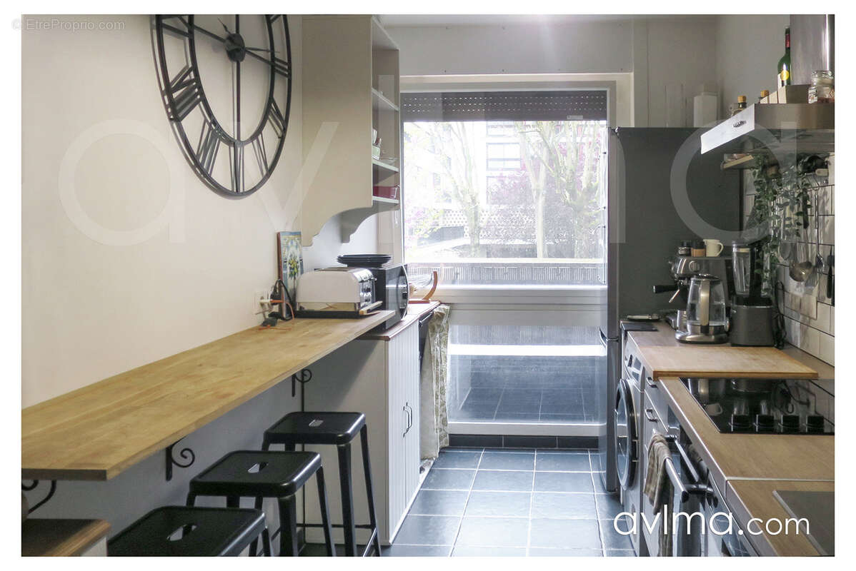 Appartement à FONTENAY-LE-FLEURY