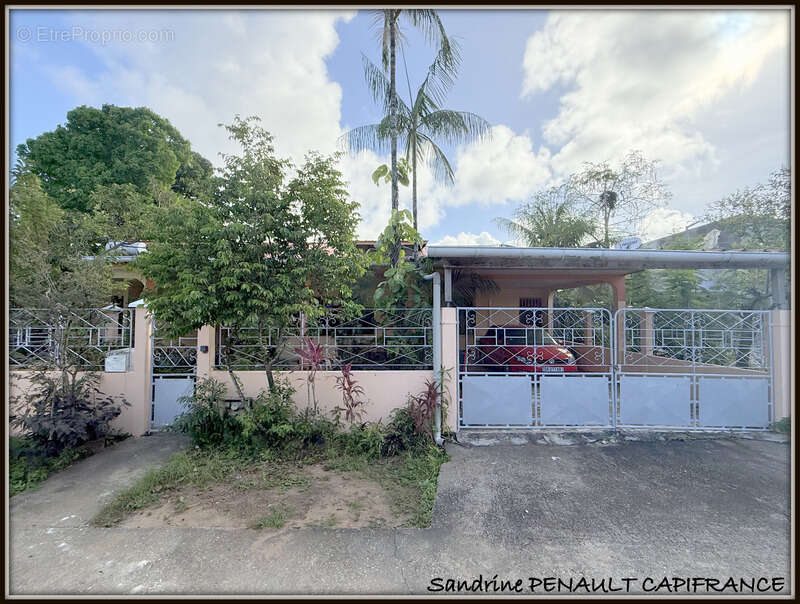 Maison à KOUROU