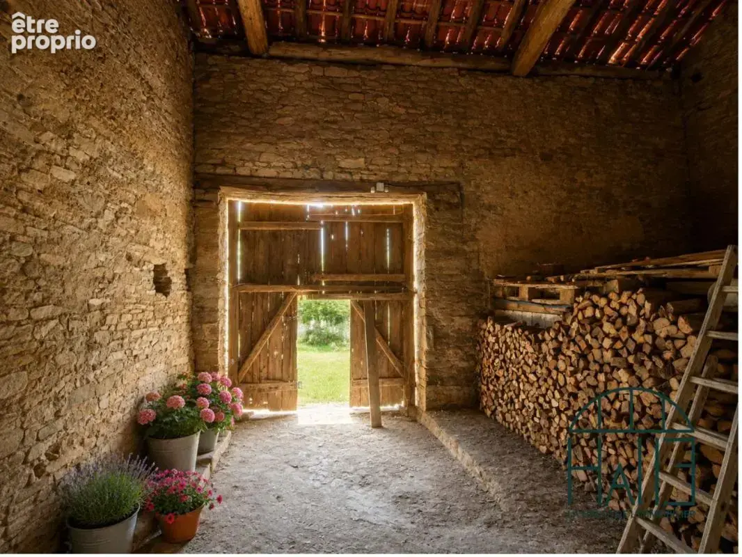 Maison 4 pièces 95 m² à vendre à Dournazac (87230) - photo 2