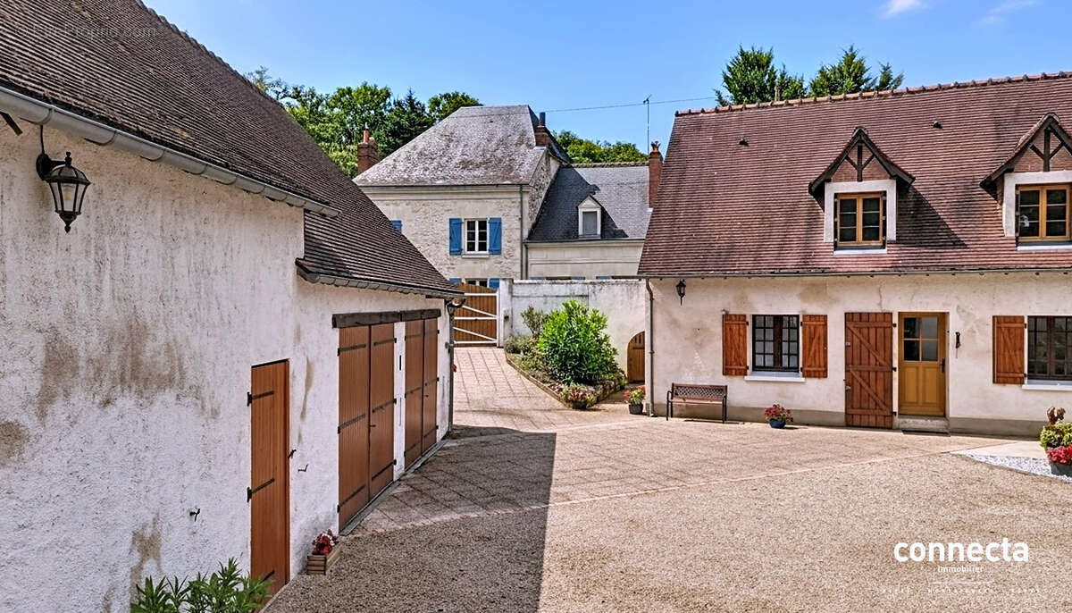 Maison à POCE-SUR-CISSE