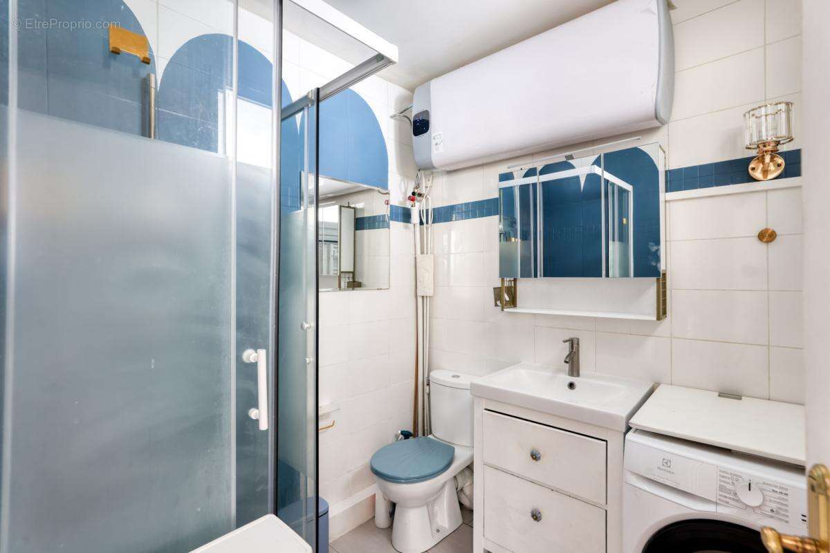 Appartement à PARIS-20E