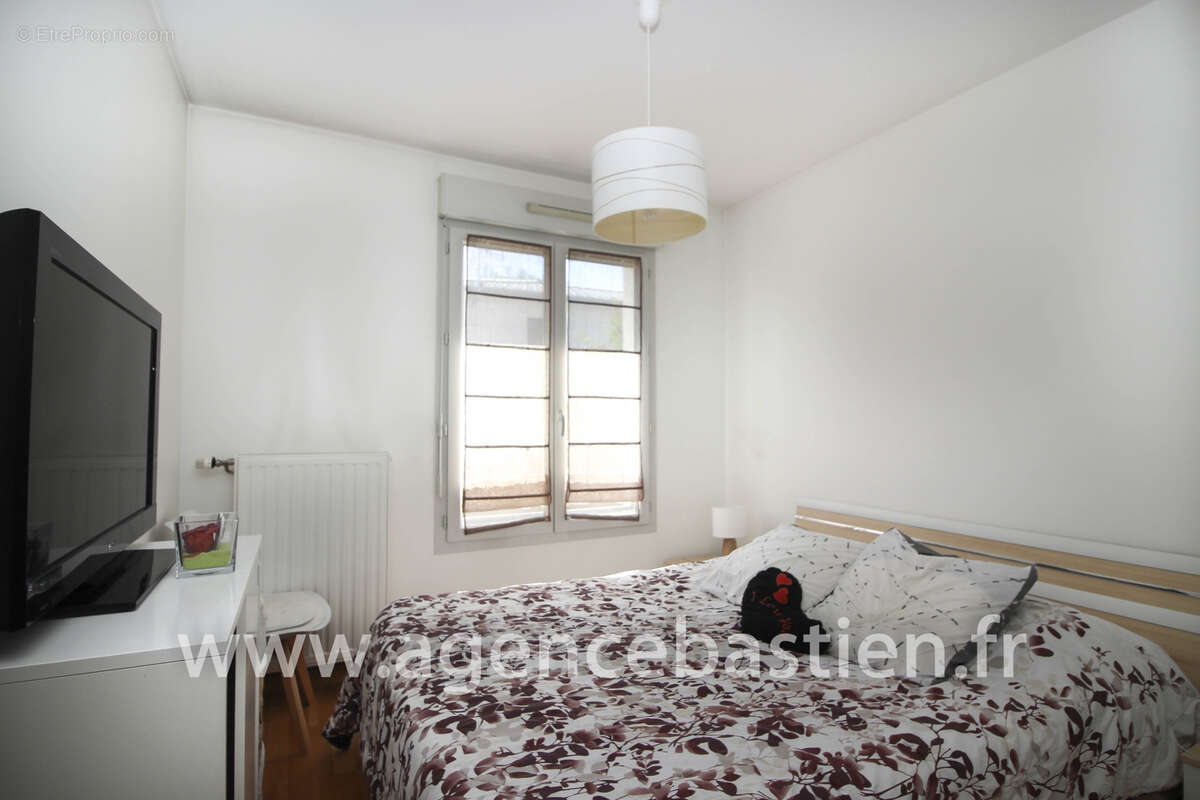 Appartement à CESSY