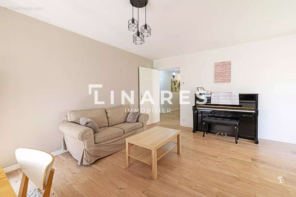 Appartement à MARSEILLE-6E