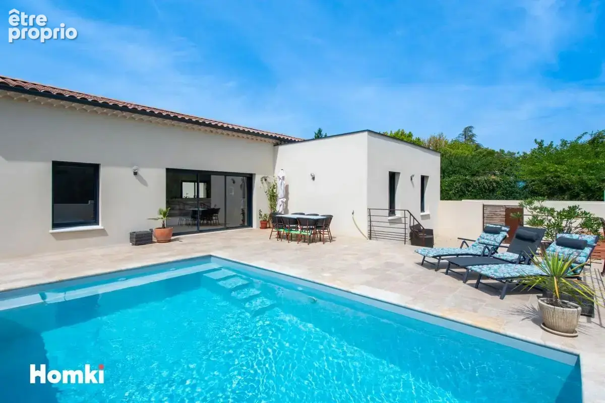 Maison à L'ISLE-SUR-LA-SORGUE