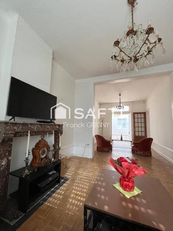 Photo 1 - Maison à SIN-LE-NOBLE