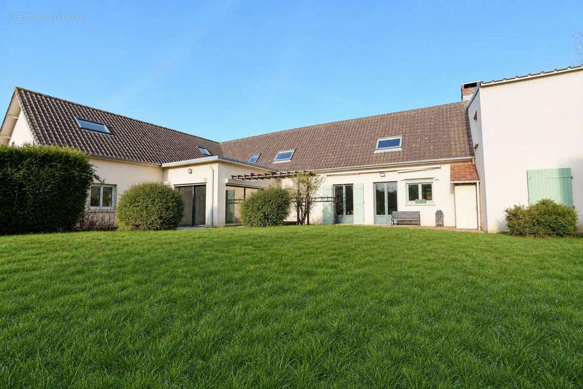 Maison à LAMOTTE-BULEUX