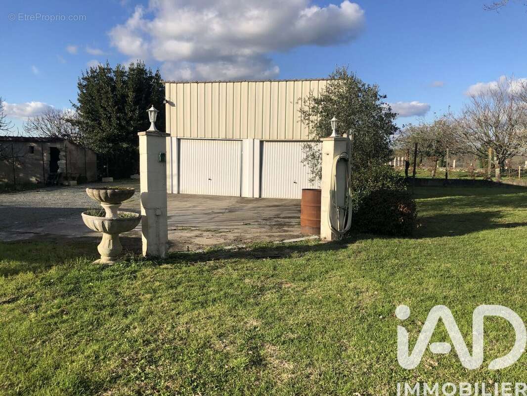 Photo 7 - Maison à VILLEGOUGE