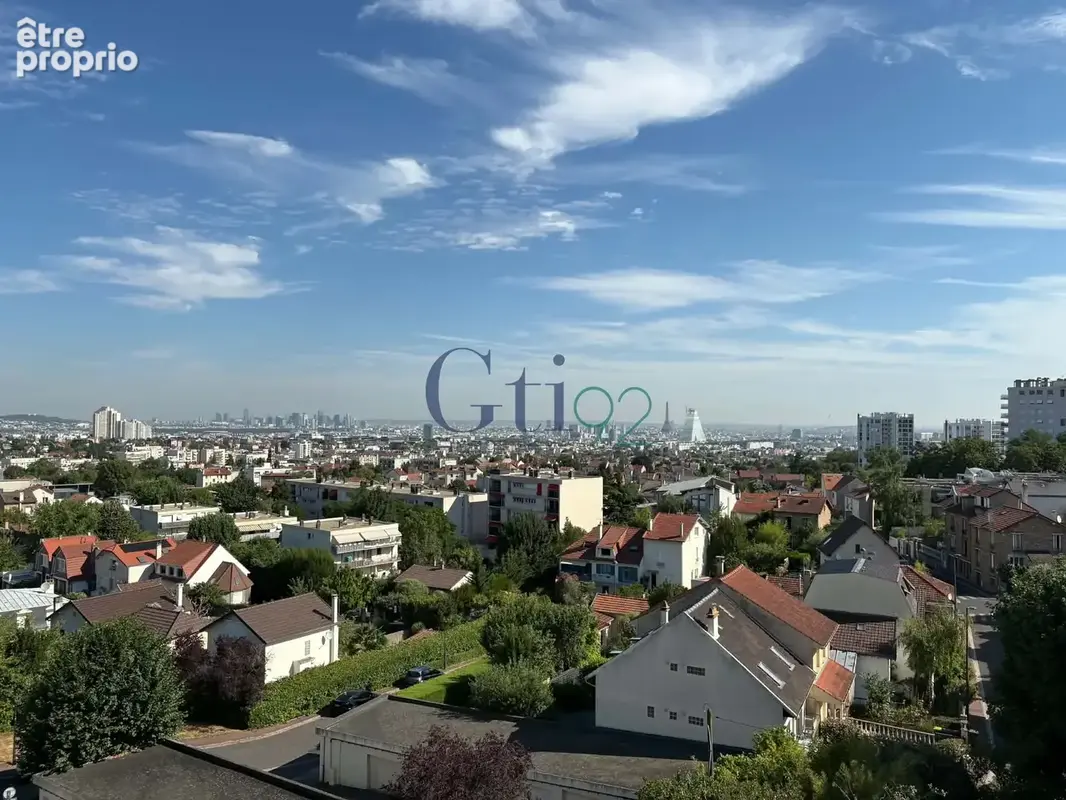 Vue exceptionnelle sur tout paris - magnifique 3 pieces de 80m2 avec 11m2 de terrasse + balcon - photo 14