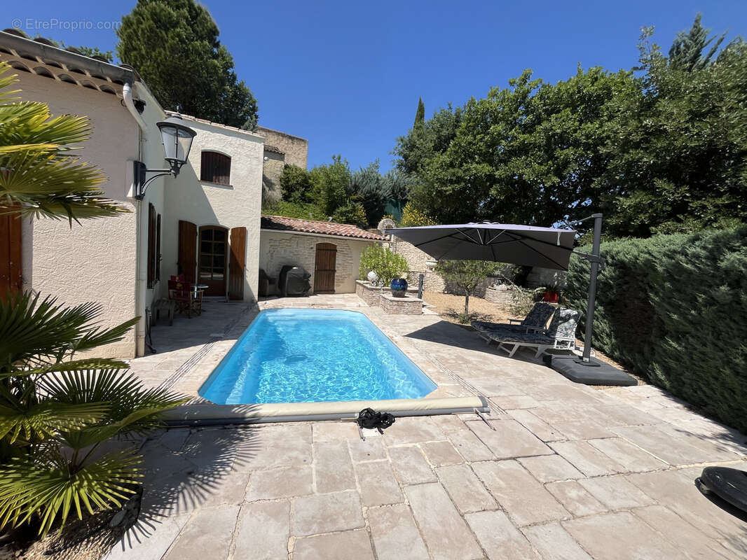 Maison à VAISON-LA-ROMAINE