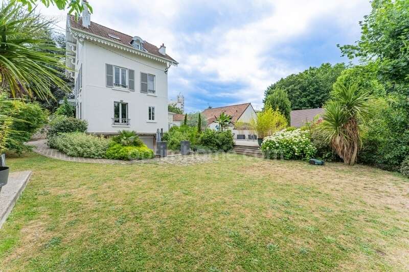 Maison à EAUBONNE