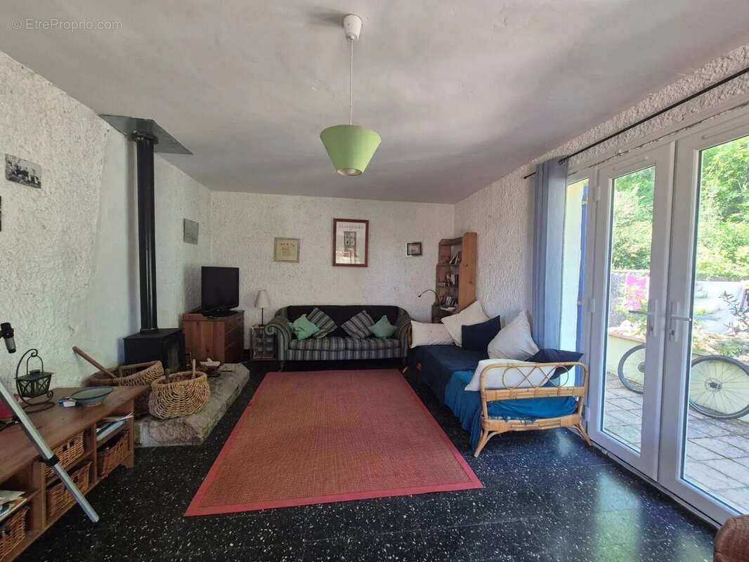 Maison à PONTEVES