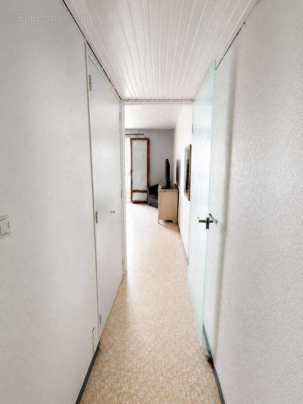 Charmant studio avec loggia à 600 mètres des plages - photo 4