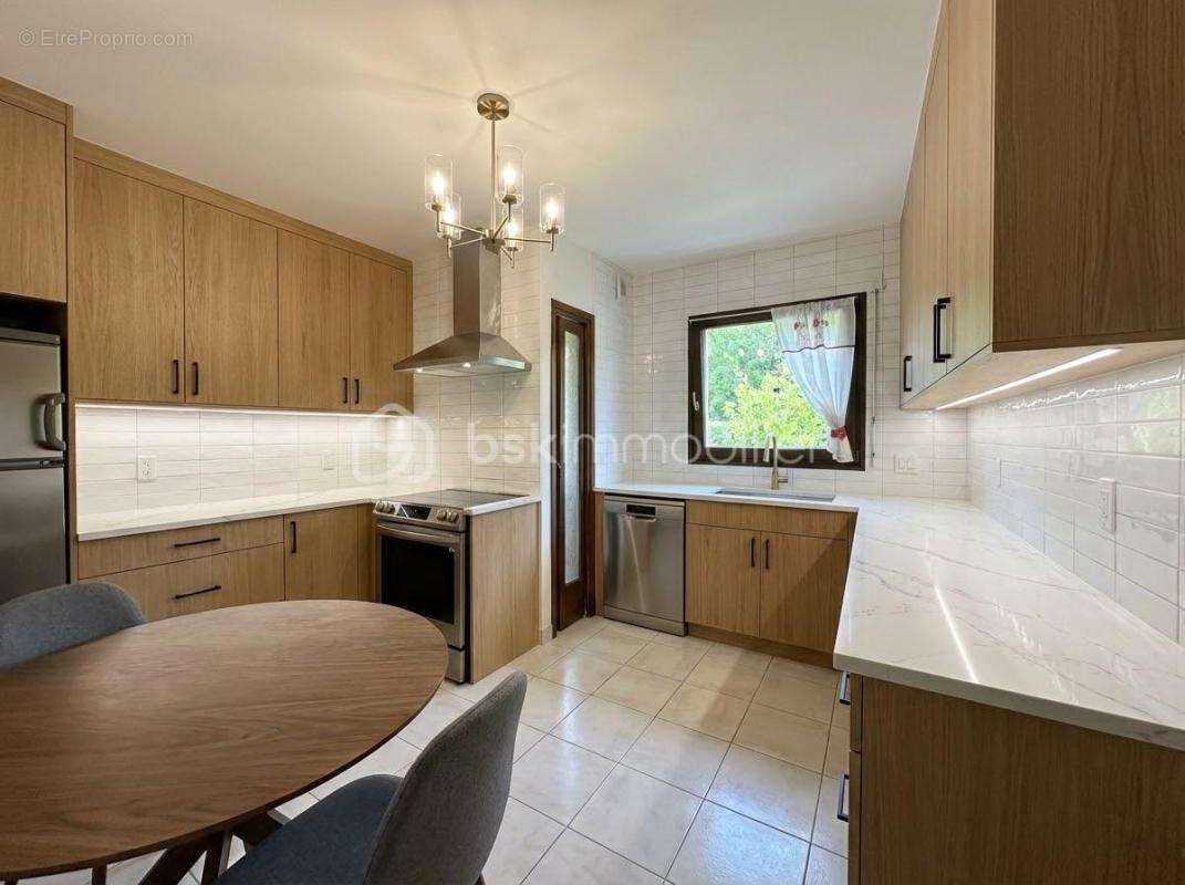 Appartement à LIVRY-GARGAN