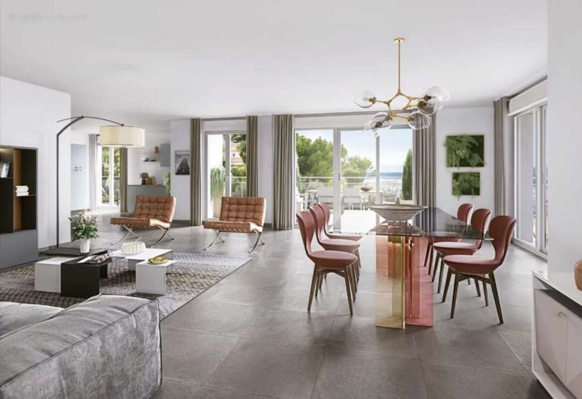 Appartement à LE CANNET