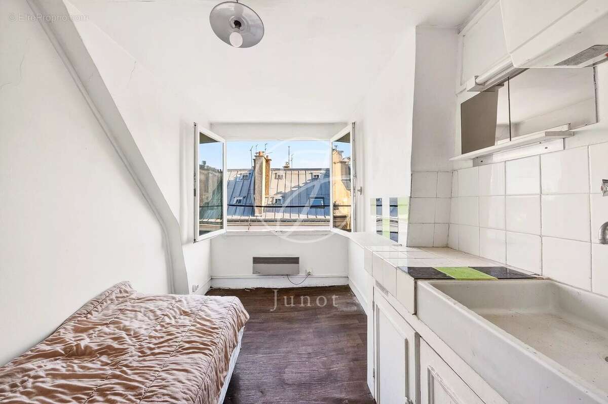 Appartement à PARIS-9E