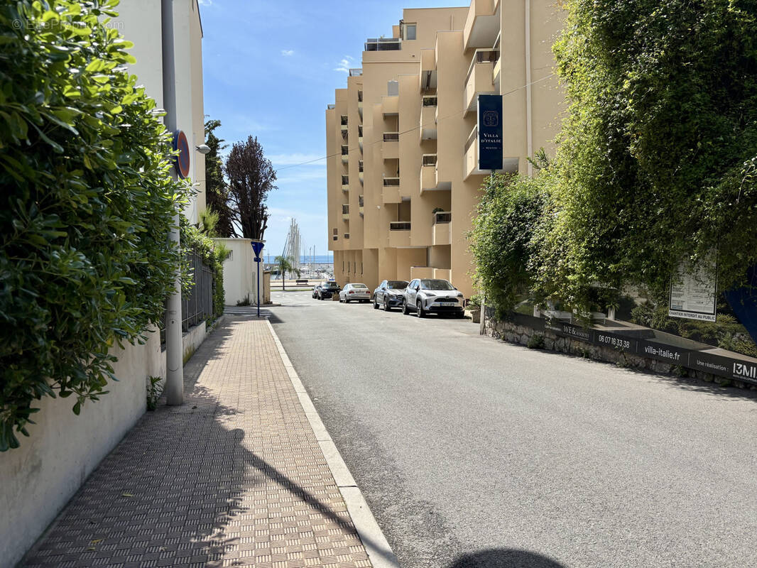 Appartement à MENTON