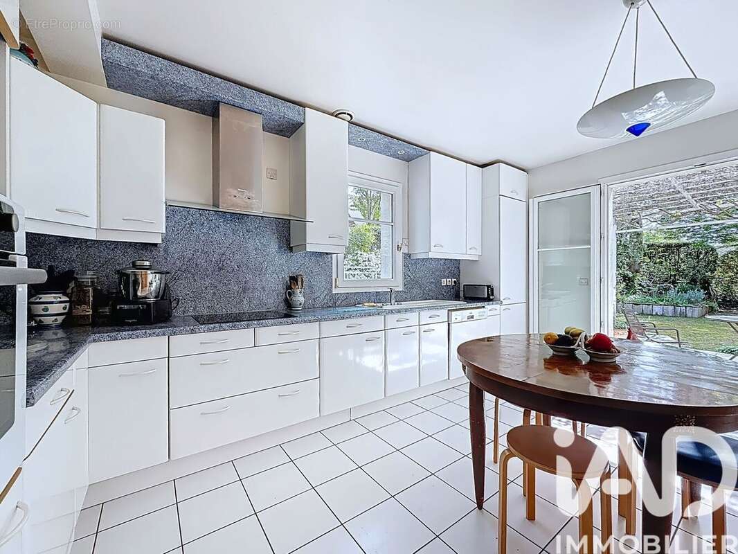 Photo 8 - Maison à EAUBONNE