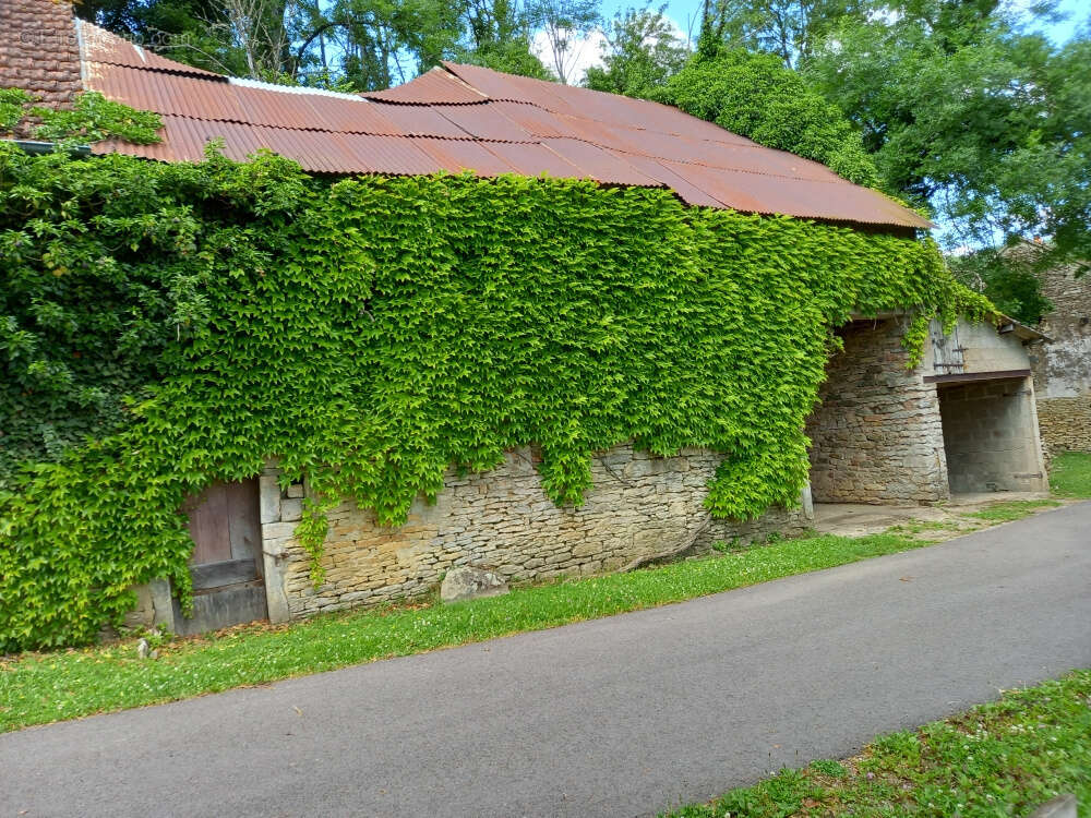 Maison à SUSSEY