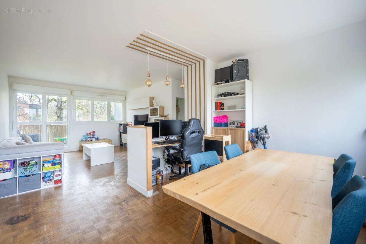 Appartement à AUBERGENVILLE