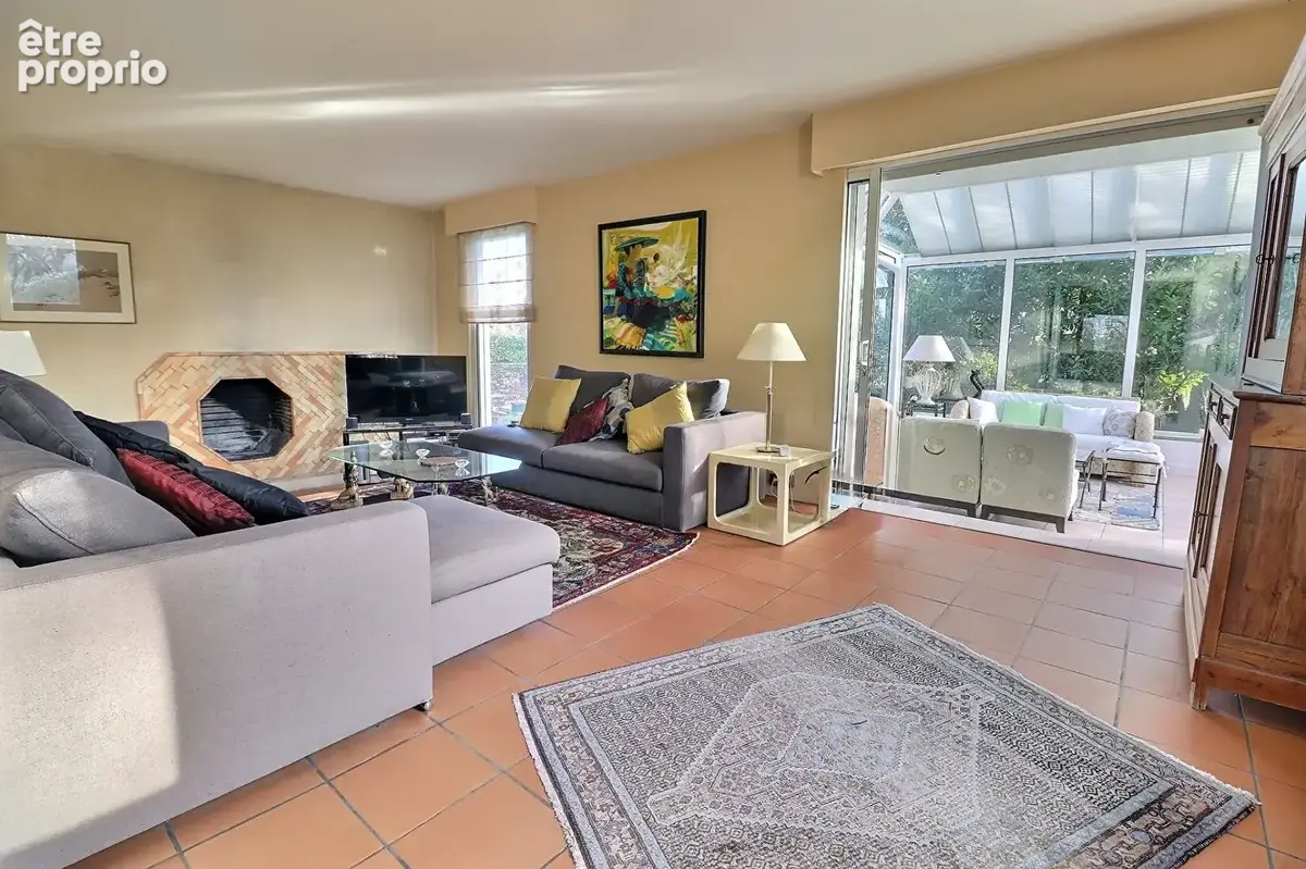 A vendre landerneau maison de 223 m2  5 chambres  sur terrain de 2250 m2 - photo 11