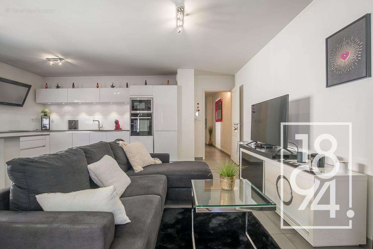 Appartement à MARSEILLE-7E