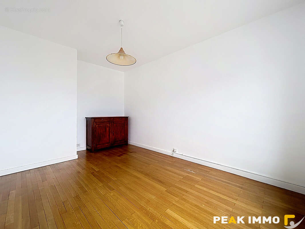 Appartement T3 - 90m2 - Annecy - place de parking - photo 4