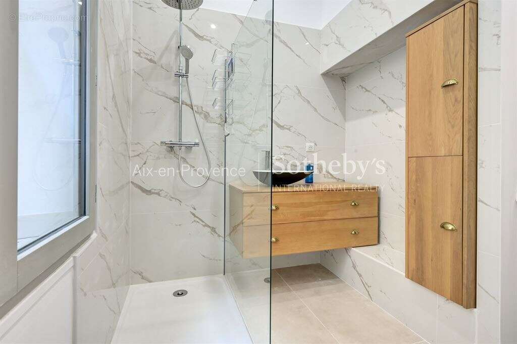 Duplex 175 m² en rez-de-chaussée avec jardin privatif – Quartier Mazarin, Aix-en-Provence - photo 5
