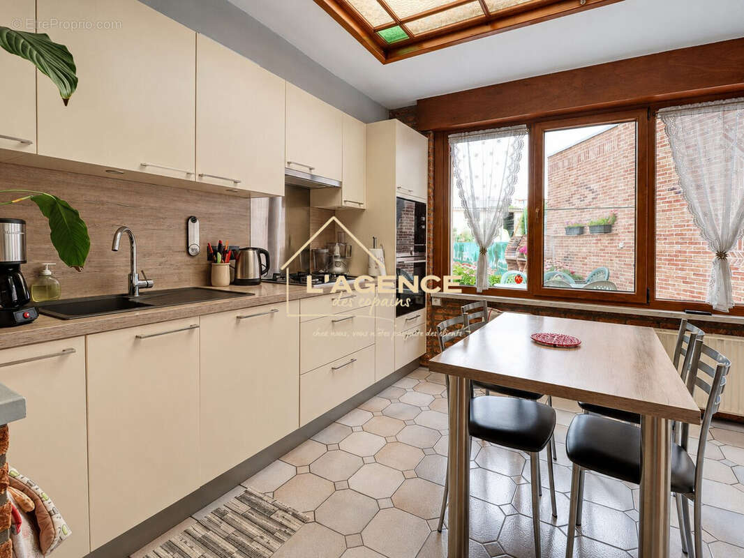 Maison 126 m² à Hazebrouck  - photo 6