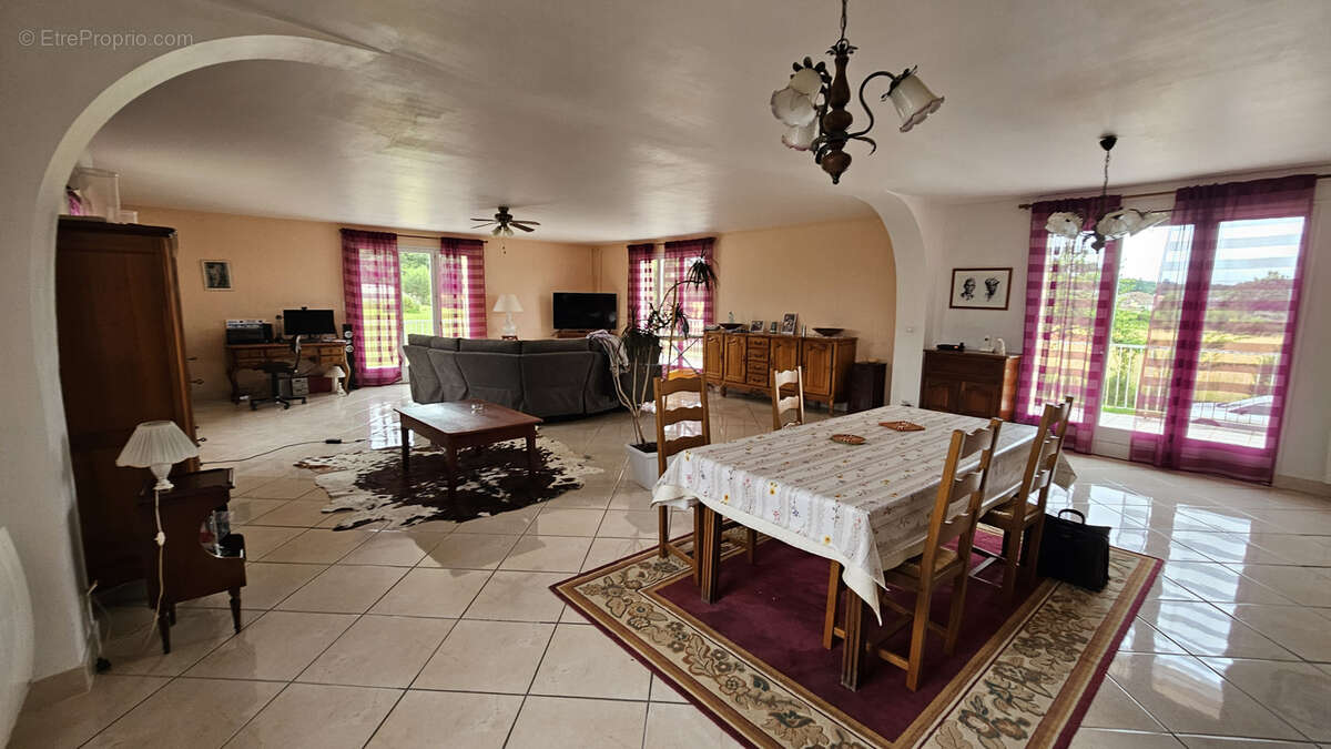 Maison à BLOND