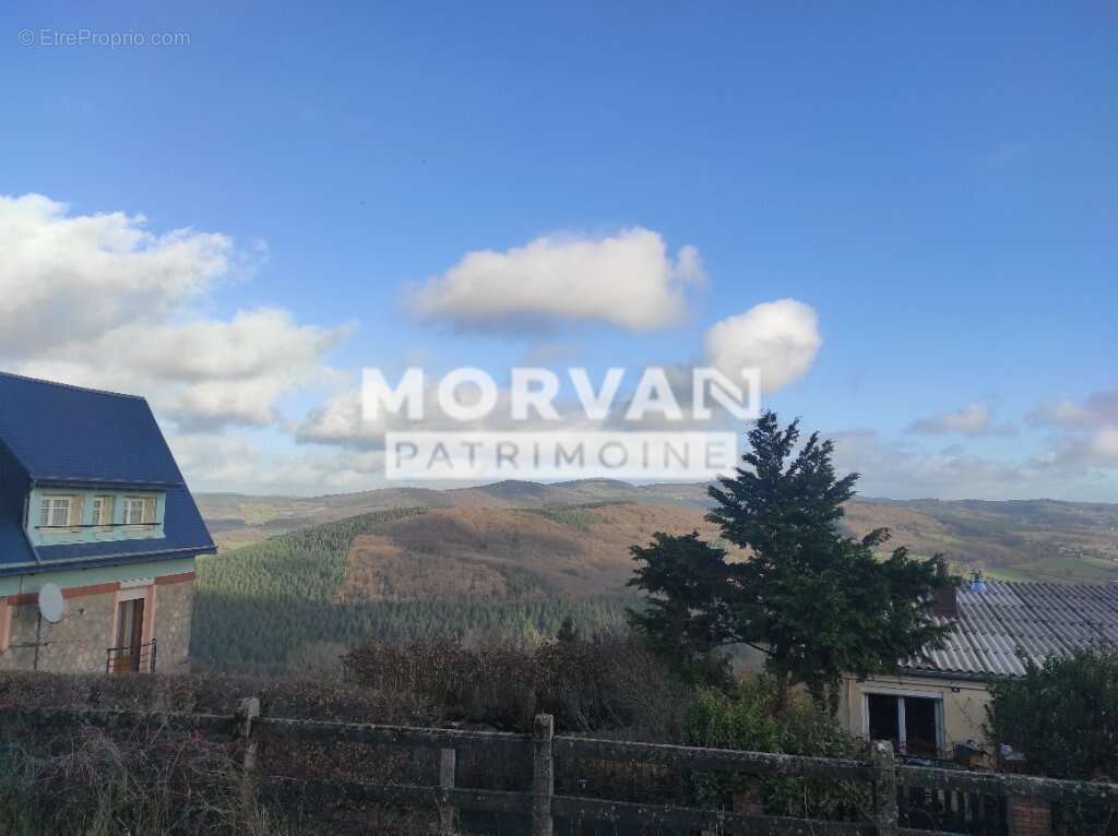 Maison à CHATEAU-CHINON(VILLE)