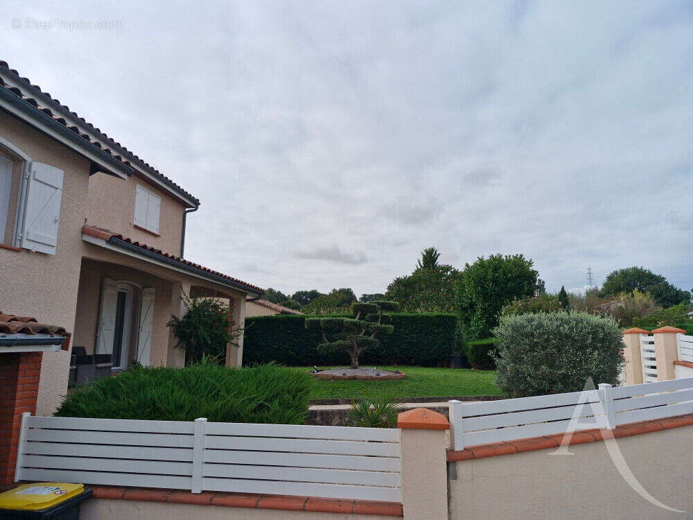 Maison à SAINTE-FOY-D'AIGREFEUILLE