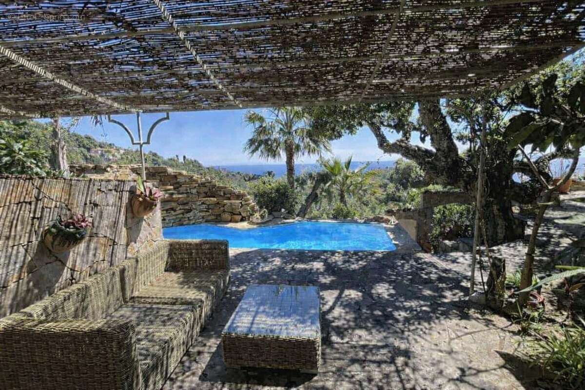 Maison à RAYOL-CANADEL-SUR-MER