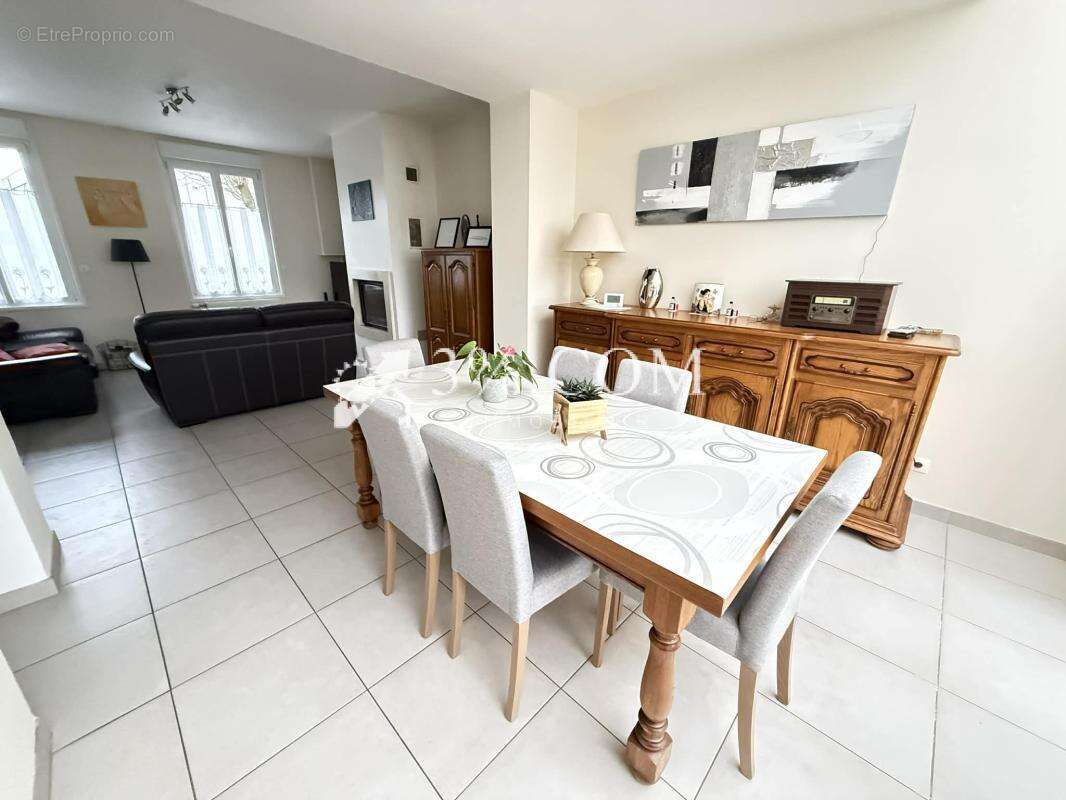 Maison à THUMERIES