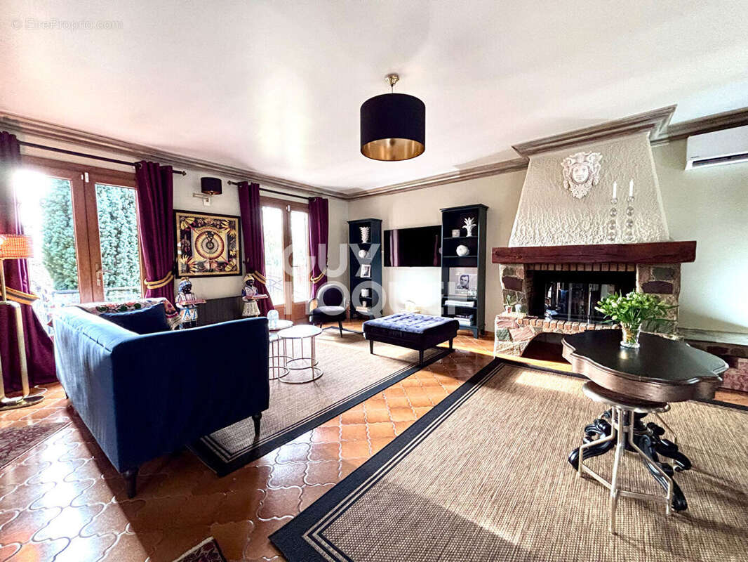 Maison à PRINGY