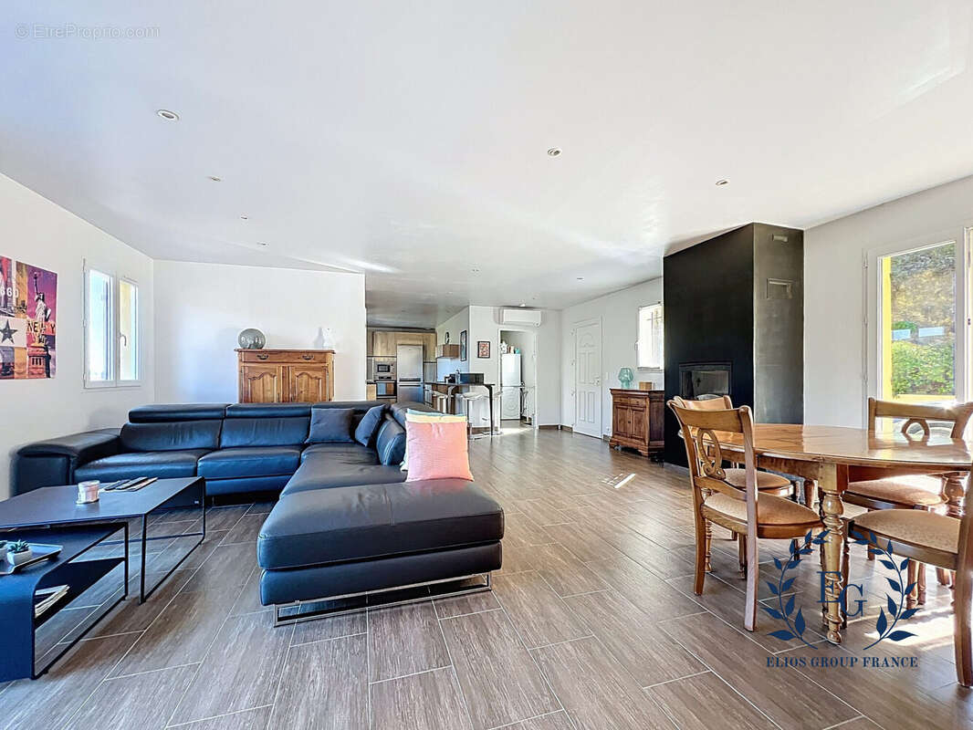 Maison à BESSE-SUR-ISSOLE